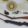 Preso por posse ilegal de arma e receptação