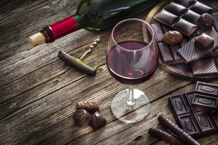 Como harmonizar vinho e chocolate na Páscoa