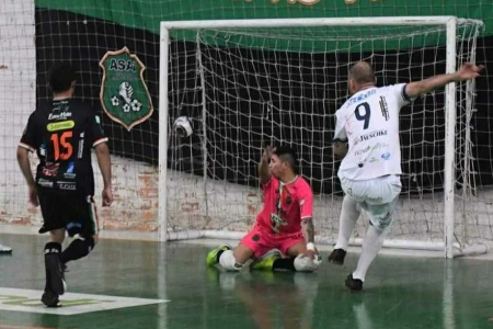 Cerro Largo Futsal vence em Campos Borges